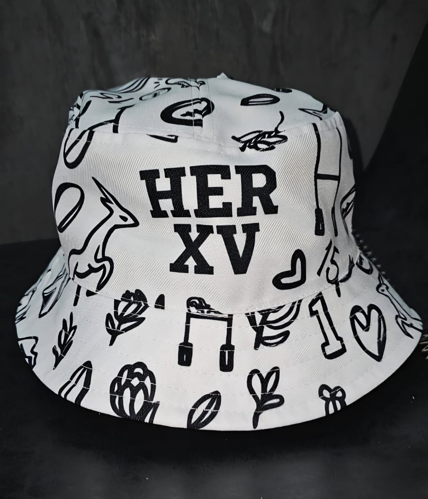 HER FIFTEEN Bucket Hat