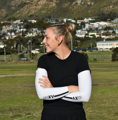HER FIFTEEN Performance Arm Sleeves White